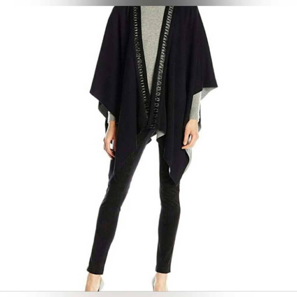 Lysse Chic Black Gray Warm Reversible Cape Poncho Dramatic Drape Fall Winter